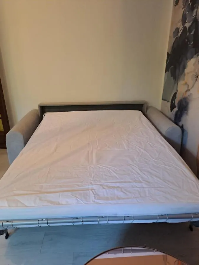 Appartement T2 A 2Min Du Centre +Parking à LʼIsle-sur-la-Sorgue