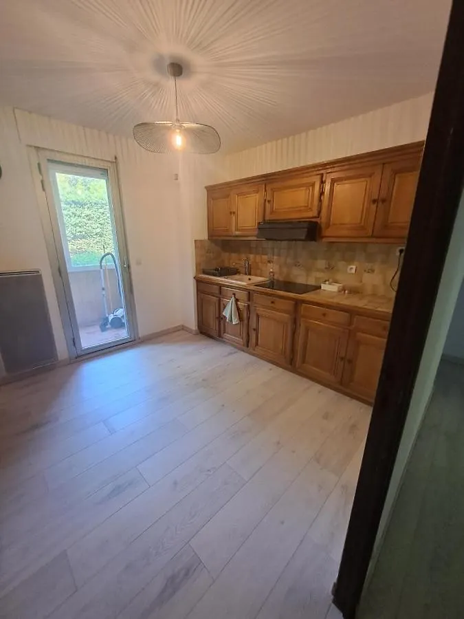 T2 A 2Min Du Centre +Parking Apartment L'Isle-sur-la-Sorgue